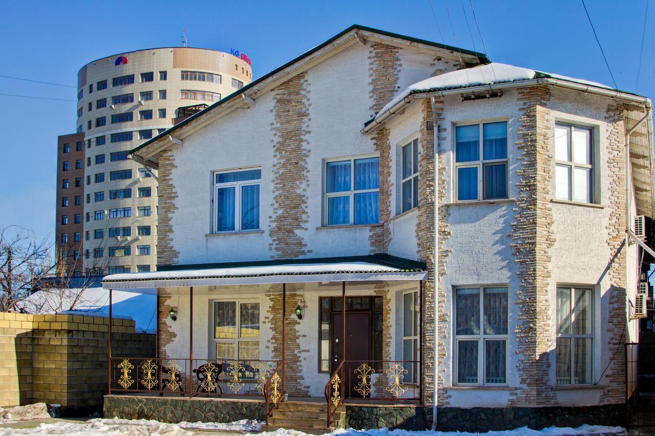 Centre Hostel Бишкек Екстериор снимка